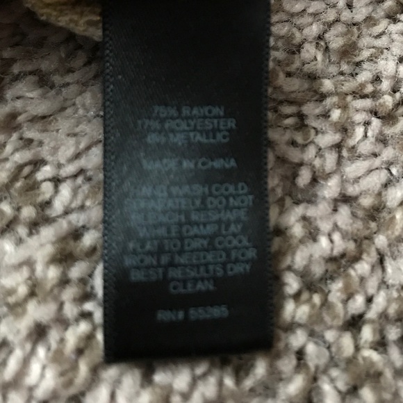 Express Sweater - Picture 4 of 4